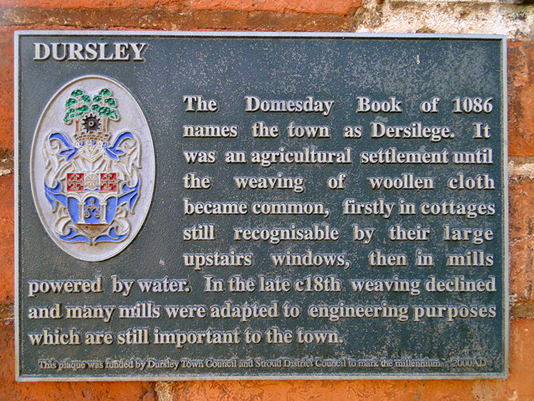 Short history of Dursley on a plaque