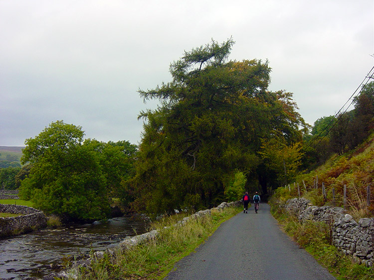 Walking from Litton to Halton Gill