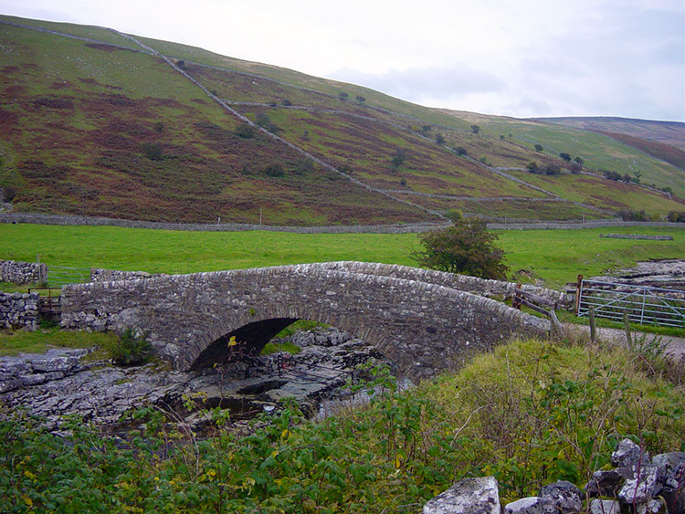 Packhorse Bridge over the River Skirfare near Litton