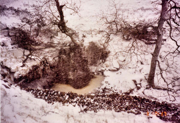 Shelter from the snowstorm at Cray Gill