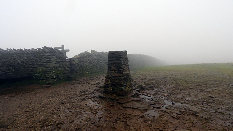 Summit of Pen-y-ghent