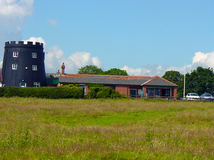 Old Windmill at Beverley Golf Club