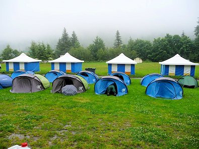 Dense fog at camp (and Ted hiding)