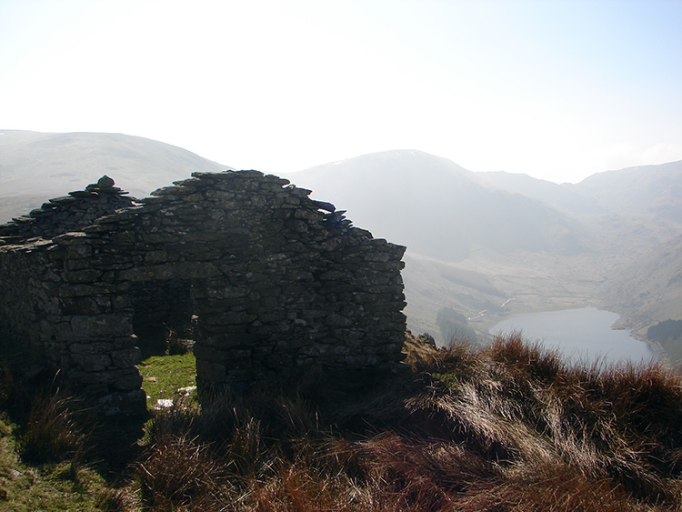 Abandoned buildings on Old Corpse Road