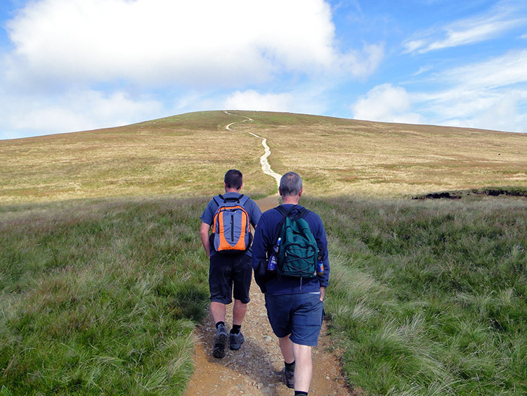 Walking from Sticks Pass to Stybarrow Dodd