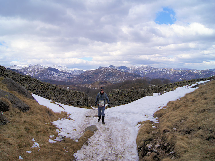 John hauls his way up to Black Crag