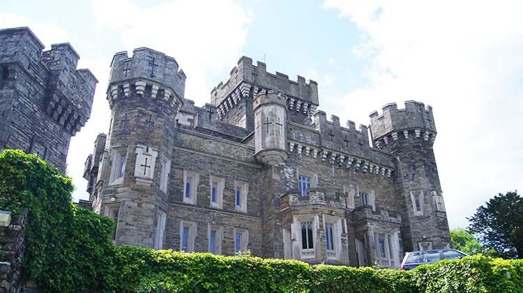 Wray Castle, east side