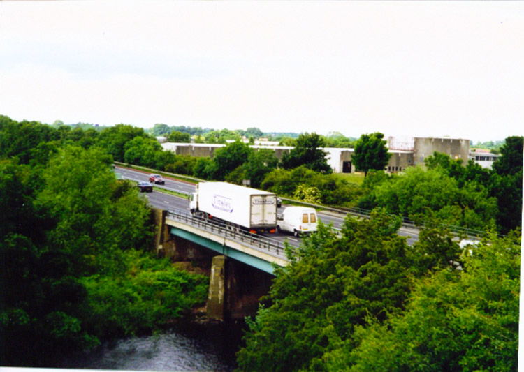 Crossing the A1 motorway