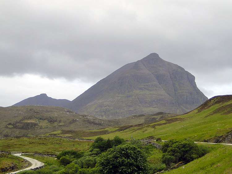 Sail Gharbh, the most prominent summit on Quinag