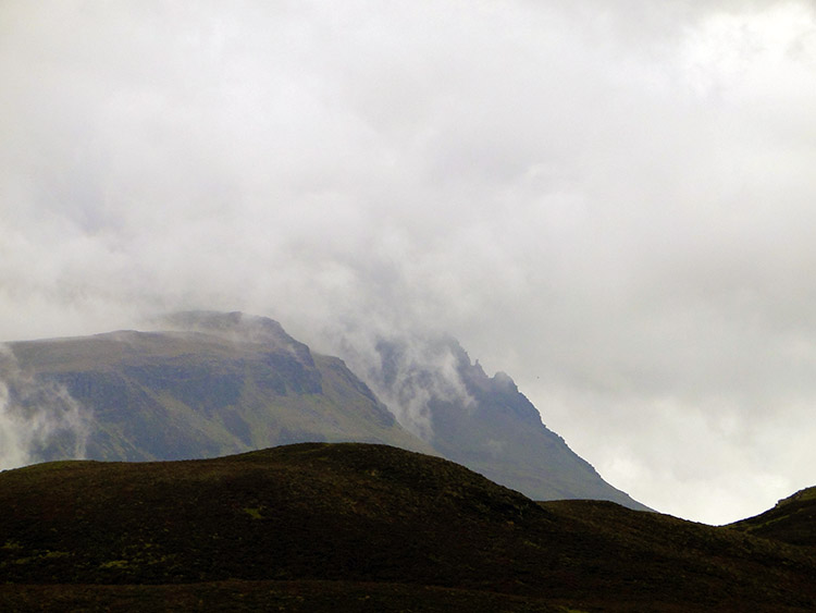 Cloud over Canisp