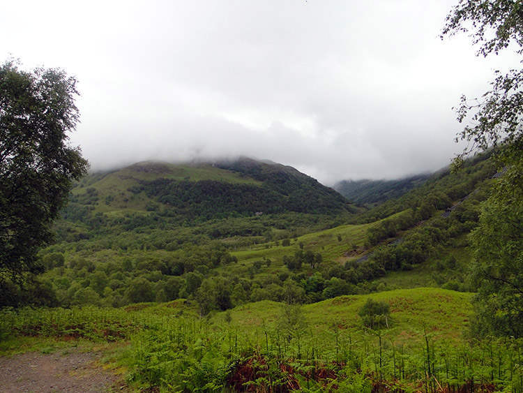 Cloud shields the top of Maell Ruigh a Bhricleathaid