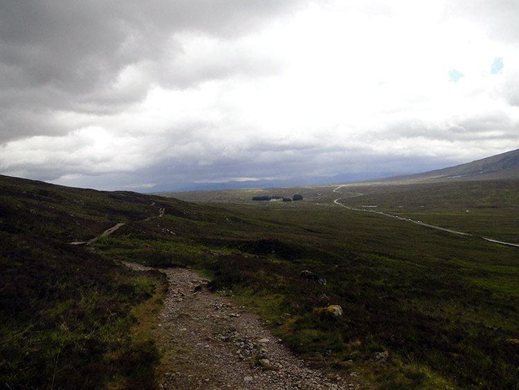 Walking from Altnafeadh to King's House Hotel