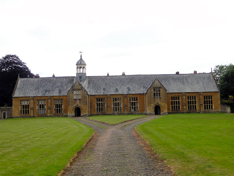 Old Blundell's School