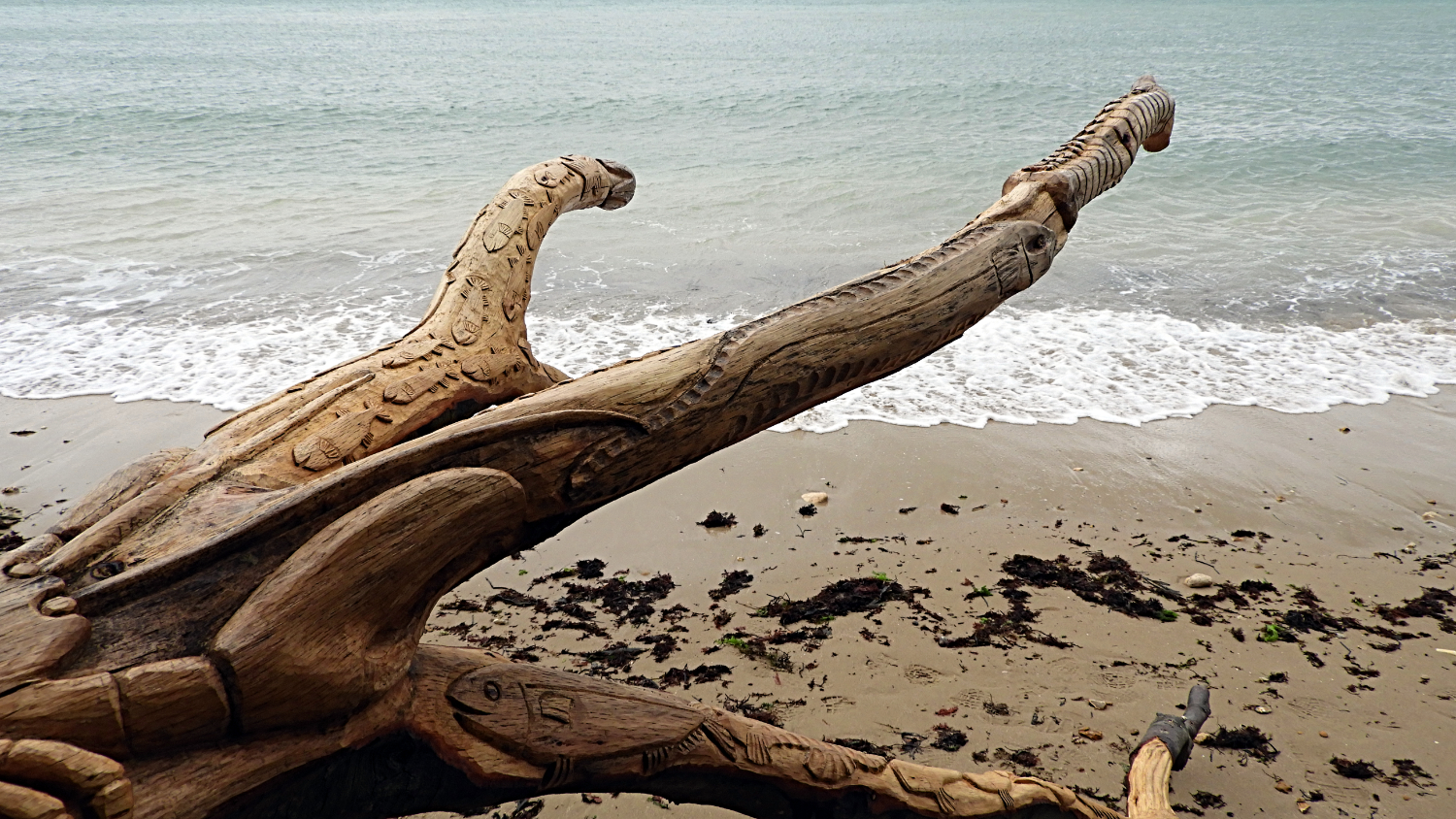 Natural wood carvings, Victoria Fort Country Park, September 2018