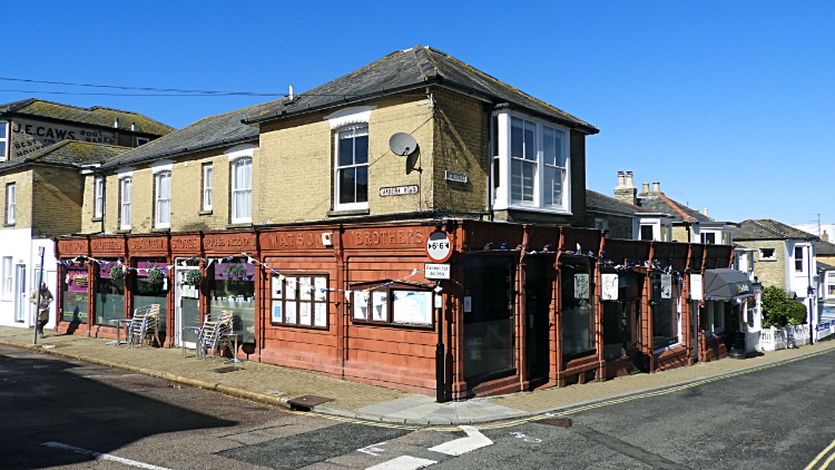 Time for coffee and cake in Seaview