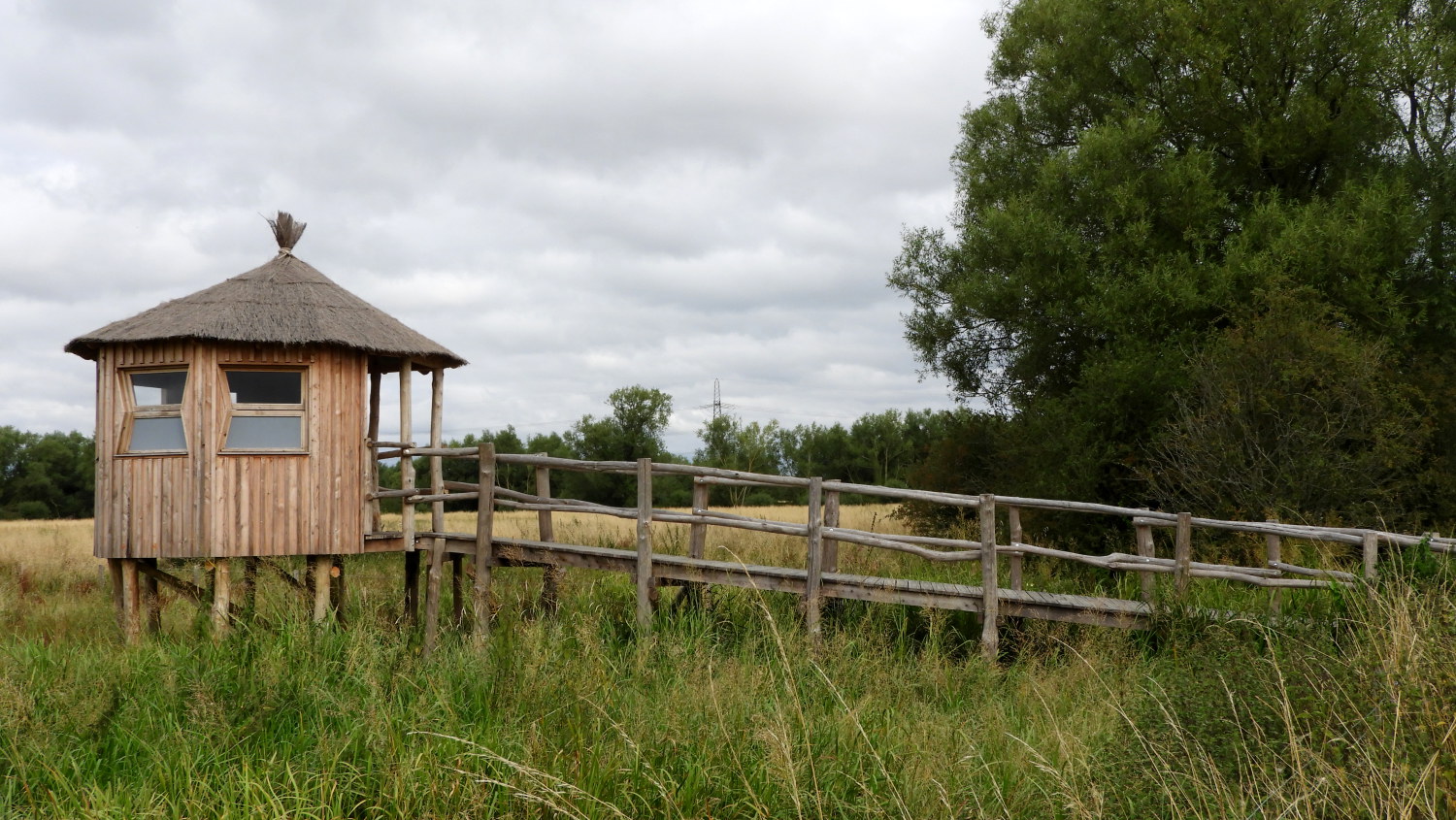 Hide at Chimney Meadows Nature Reserve