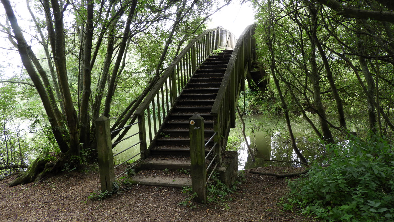 Footbridge at Shifford Lock