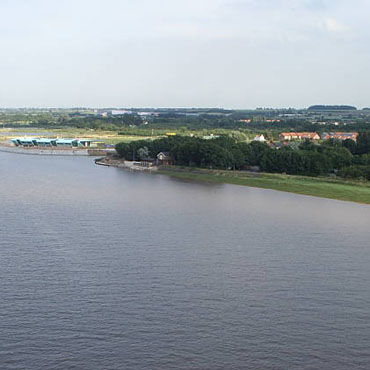 Viking Way start point from the Humber Bridge