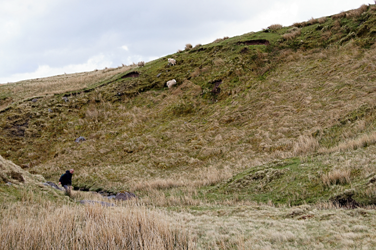 The big dip down to Afon Clydach