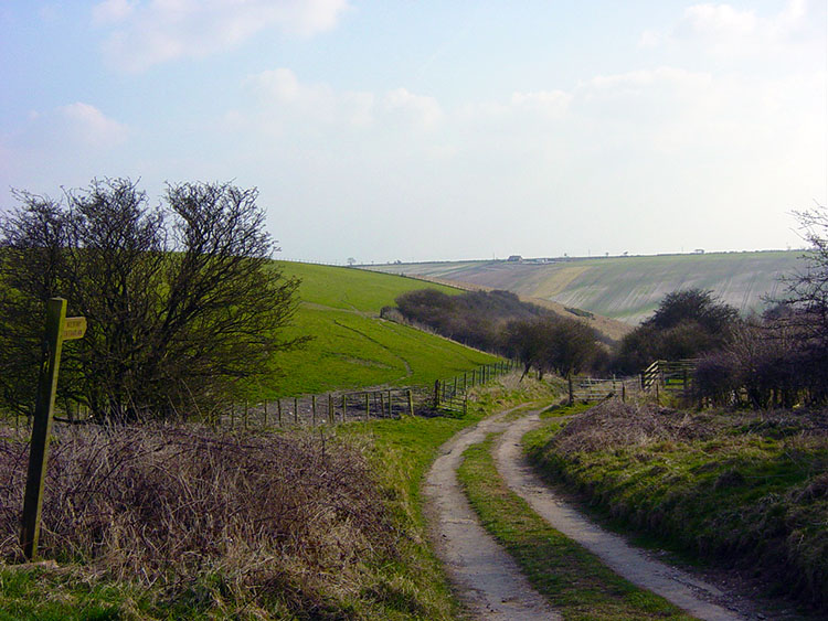 Path to Staxton Wold