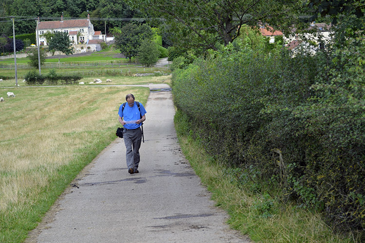 Walking from Mickle Hill to Rakes Lane