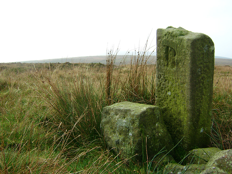 Boundary stone at Round Hill