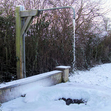 Croxton Kerrial water spout