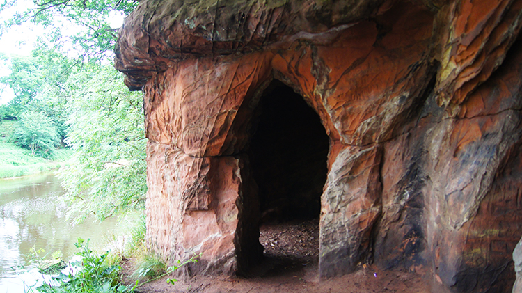 Lacy's Caves