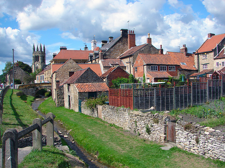 Red tile roofed cottages in Helmsley