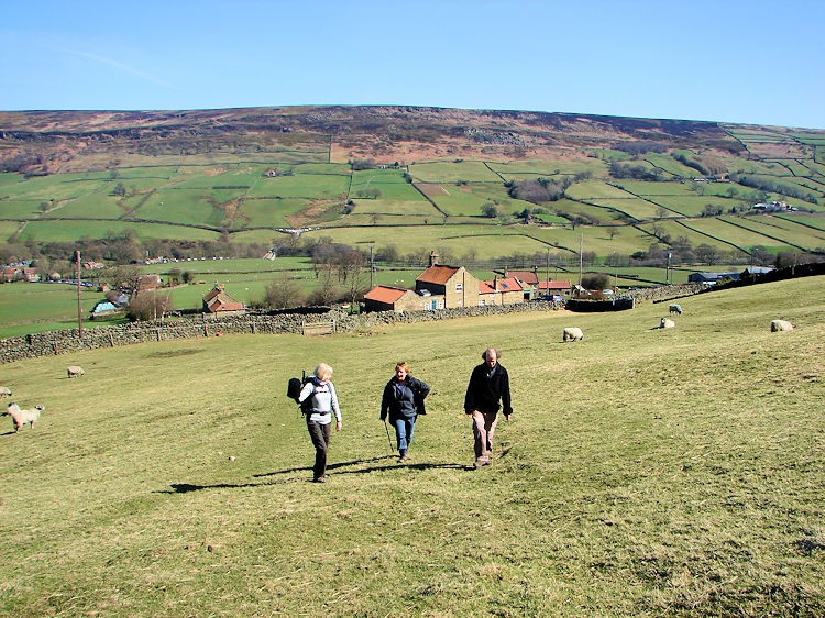 Heading up to Rudland Rigg