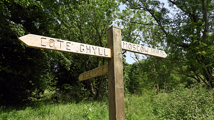 Way sign to Cote Ghyll Mill Youth Hostel