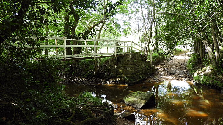 Footbridge over South Gill Beck