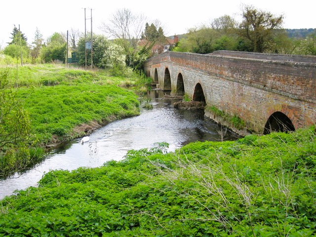 Bridge over the River Arrow, Oversley Green