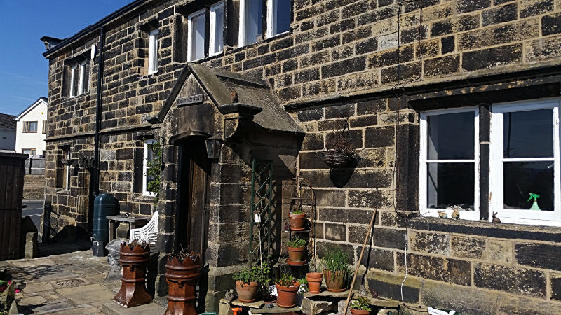 Cottages in Oakworth