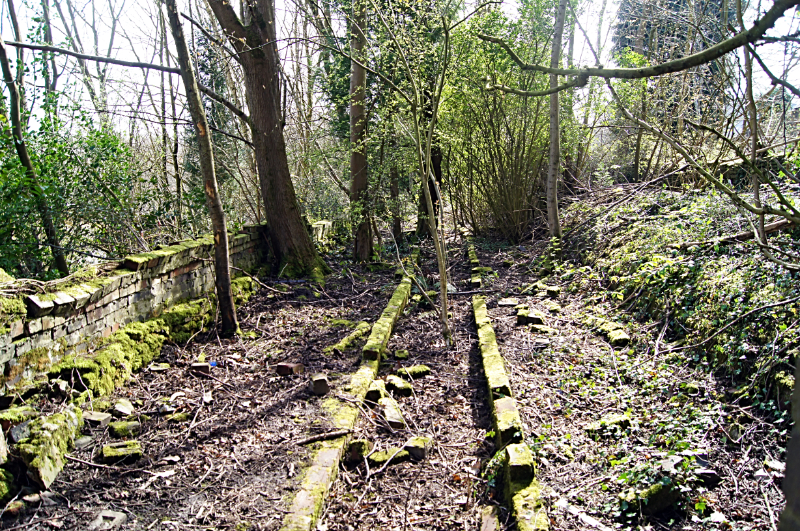 Site of old workings at Jackson Bridge