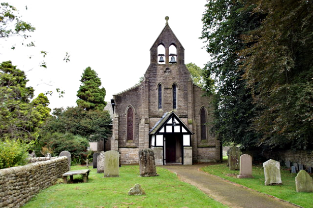 Holy Trinity Church, Wray