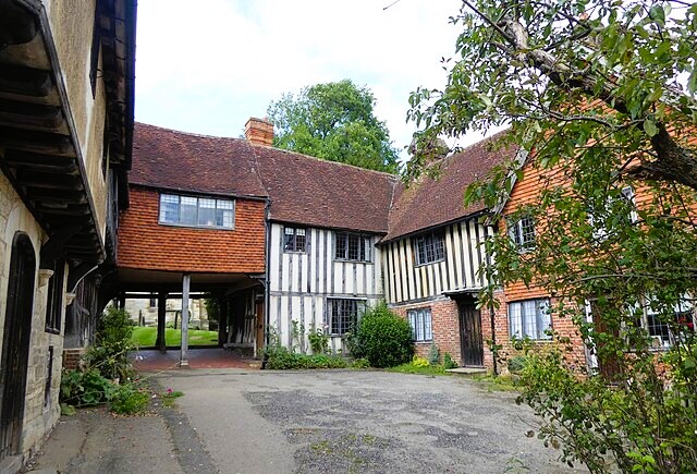 Leicester Square, Penshurst