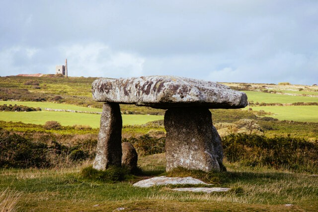 Lanyon Quoit