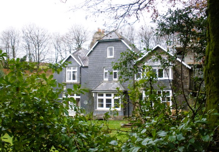 Natsworthy Manor