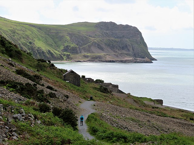 Porth y Nant and Penrhyn Glas