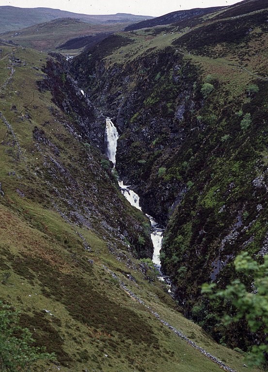 Rhaeadr y Cwm