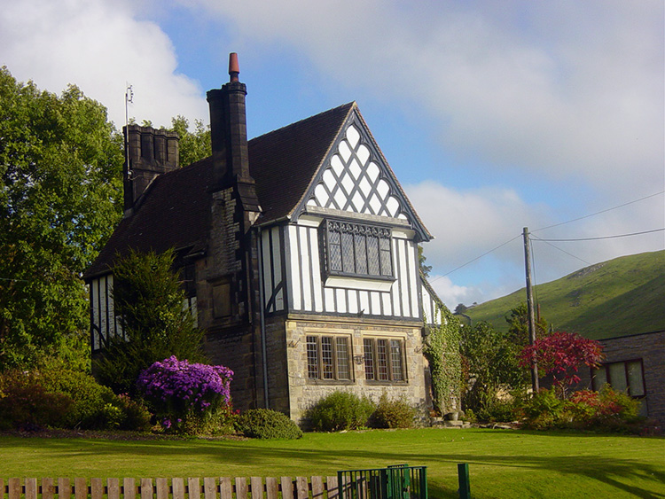 The houses in Ilam are very impressive