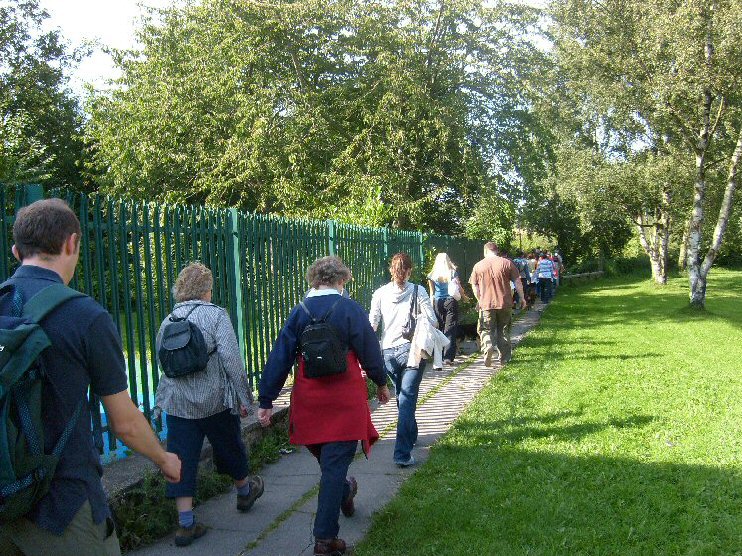 Walkers on the Thorncliffe Trail