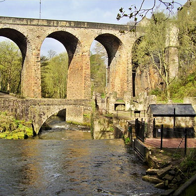 Torrs Hydro is the small building on the right