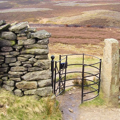 Restored kissing gate on Snake Path