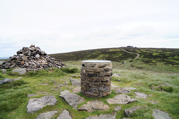 Cairn and information pillar on Lost Lad