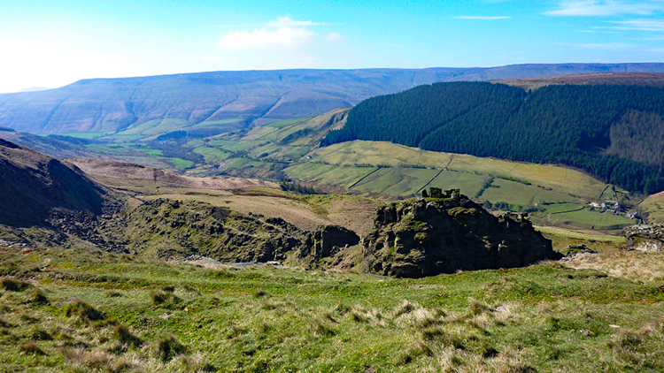 Alport Castles and Alport Dale