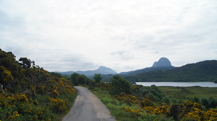 Setting off with Suilven in my sights