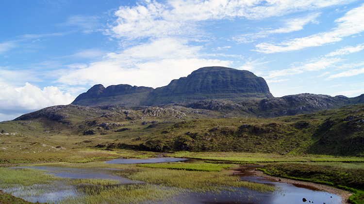 Looking back to Suilven from Lochan Buidhe