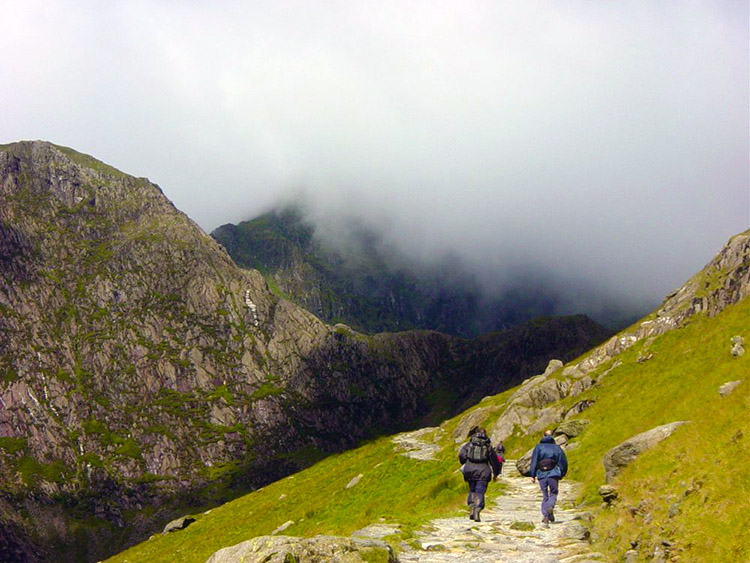 Onward to Snowdon and cloud ominously lowers